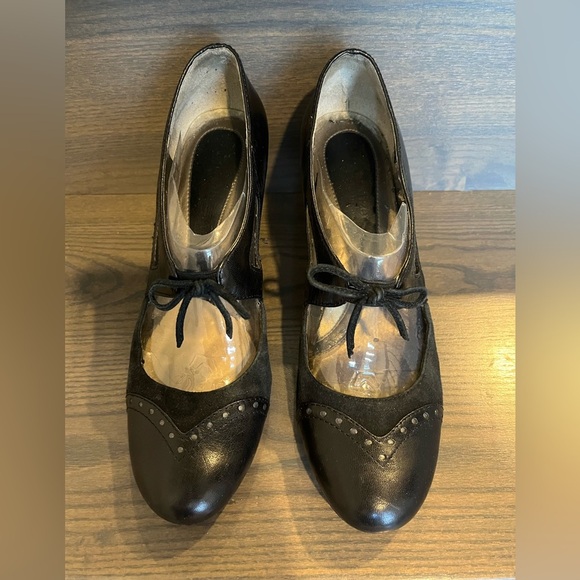 Naturalizer Vintage Shoe - Picture 6 of 13